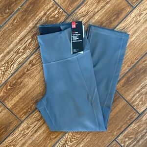 Under Armour Grey Cropped Leggings NWT